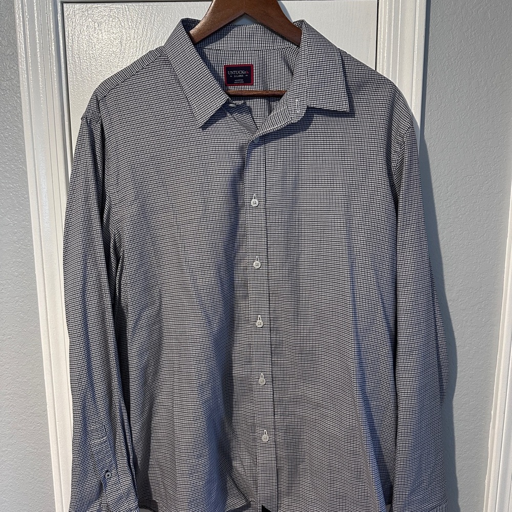 UNTUCKit Men's Gray Checkered Dress Shirt